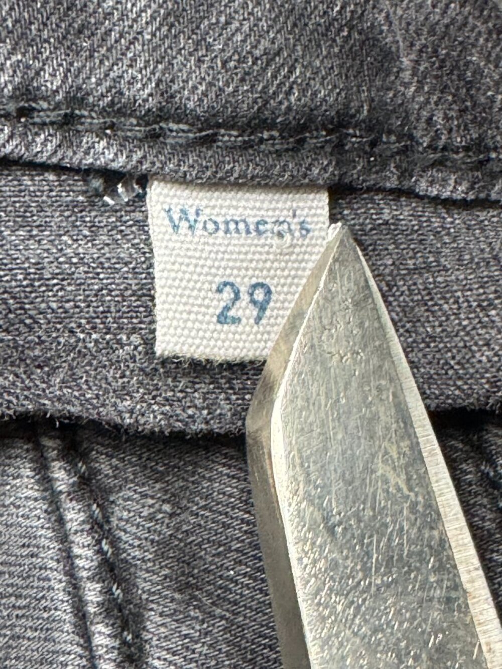 Ripton & Co Womens Size 29 Black Stretch Wide Leg Raw Hem Cargo Jeans High Rise - Picture 8 of 14